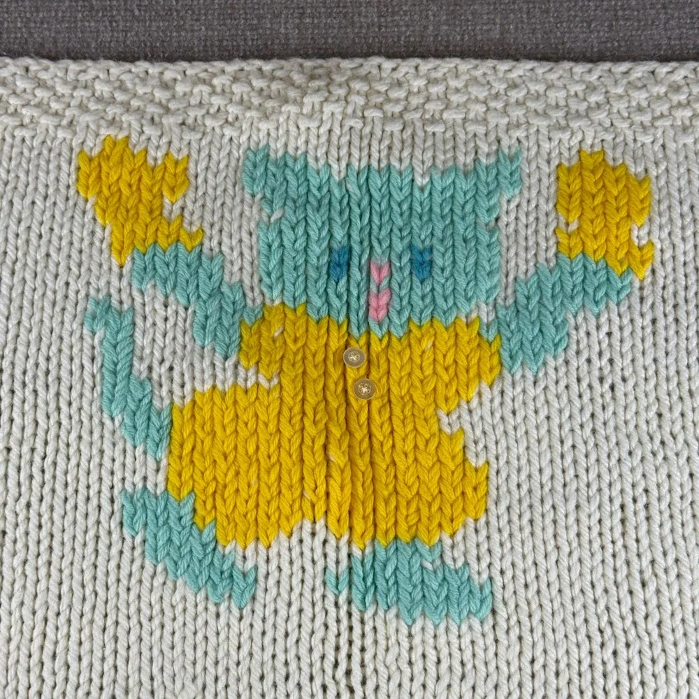 Vintage Hand Knit Baby Blanket Cream Blue Yellow Kittens Buttons 48x31 Nursery